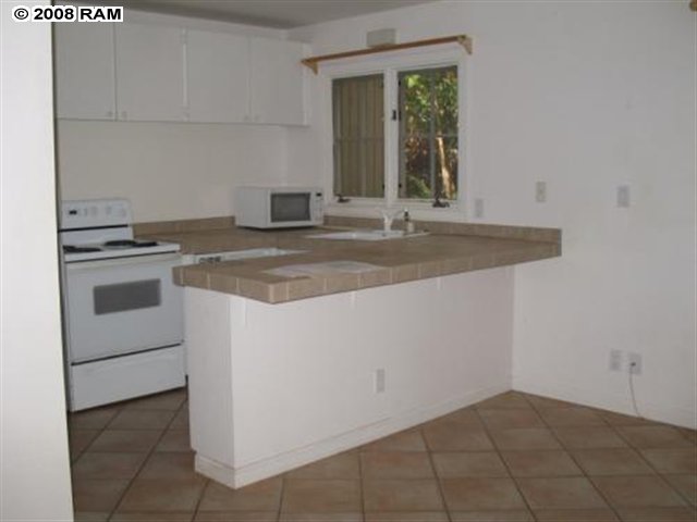 Lahaina Residential 112.jpg