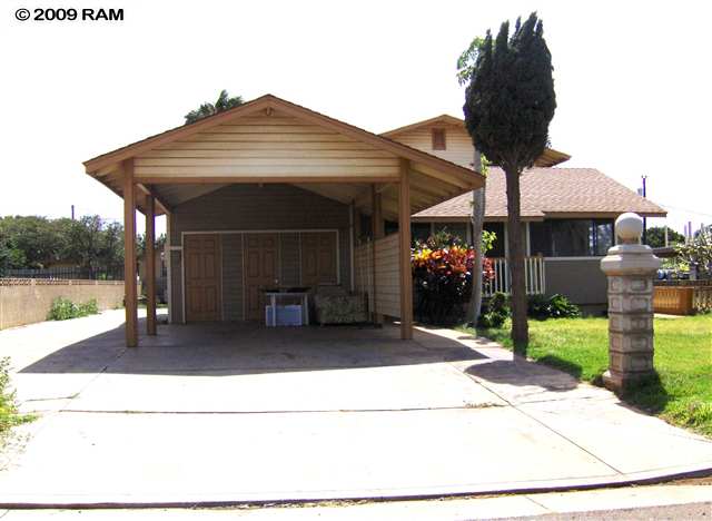 536 Kaiwahine Street.jpg