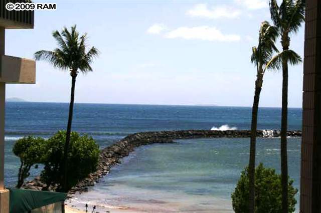 Maalaea Yacht Marina 302.jpg