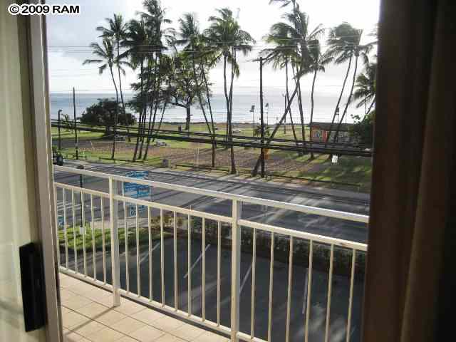 Island Surf 302.jpg