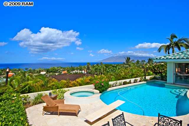 3182 Kikihi Street.jpg