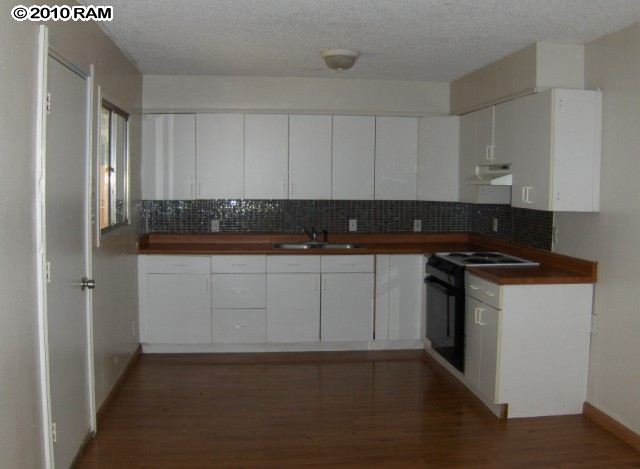 13 Kuapapa Place.jpg