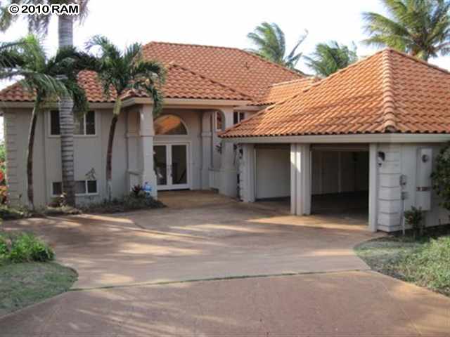 13 Puu Hunu Place.jpg