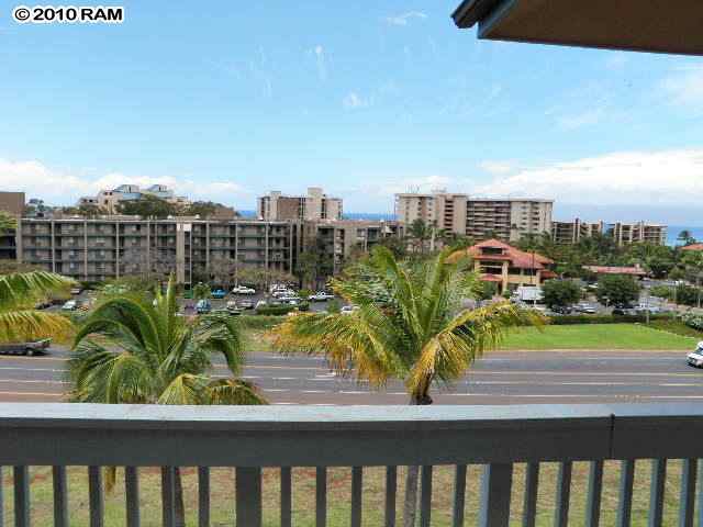 Villas at Kahana Ridge 832.jpg