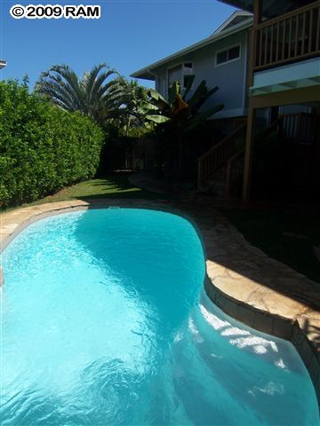 2626 Mikoi Place.jpg