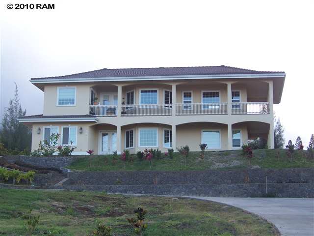 2284 Kamaile Street.jpg